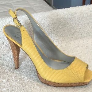 Jessica Simpson Yellow leather snake embossed/cork open toe heel size 9M